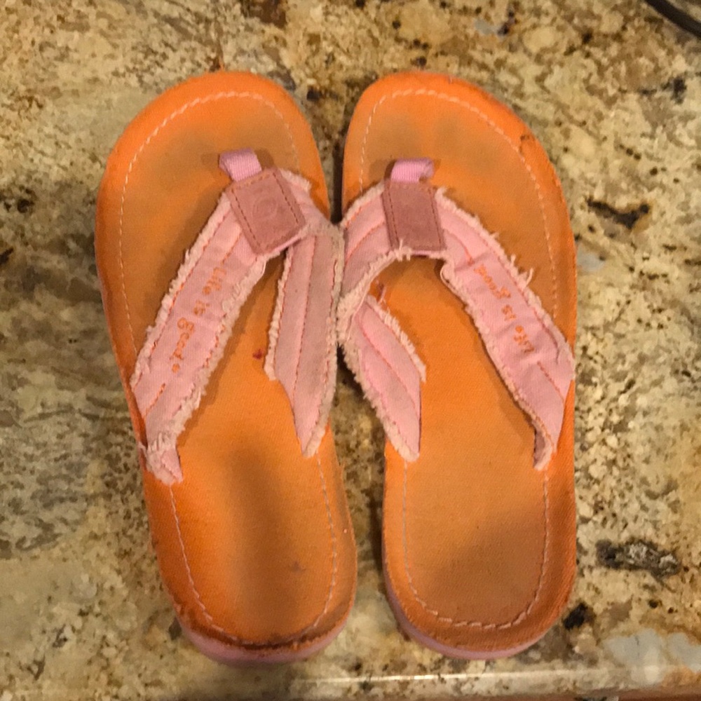 Life is Good oink flip flops